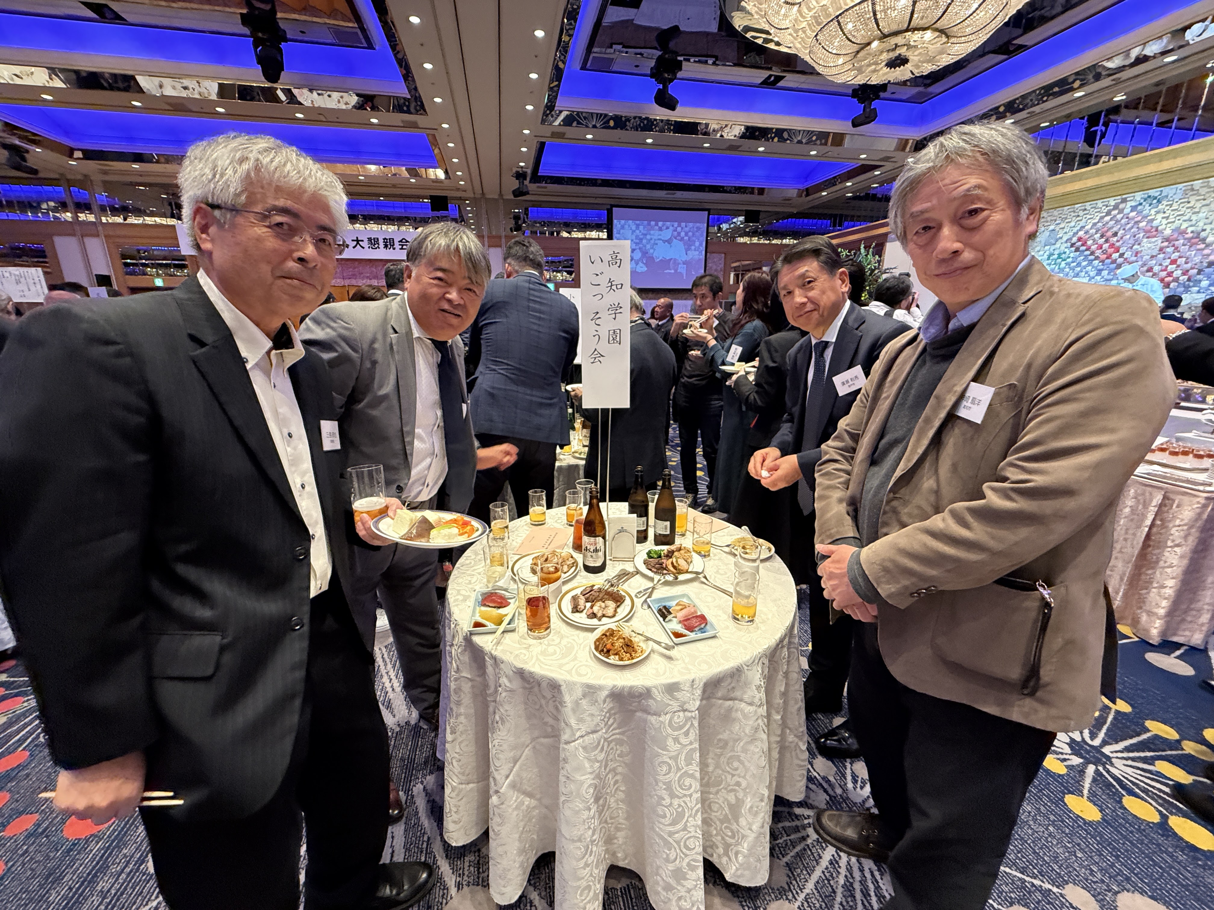 第77回・大懇親会（2025.11.14） 372
