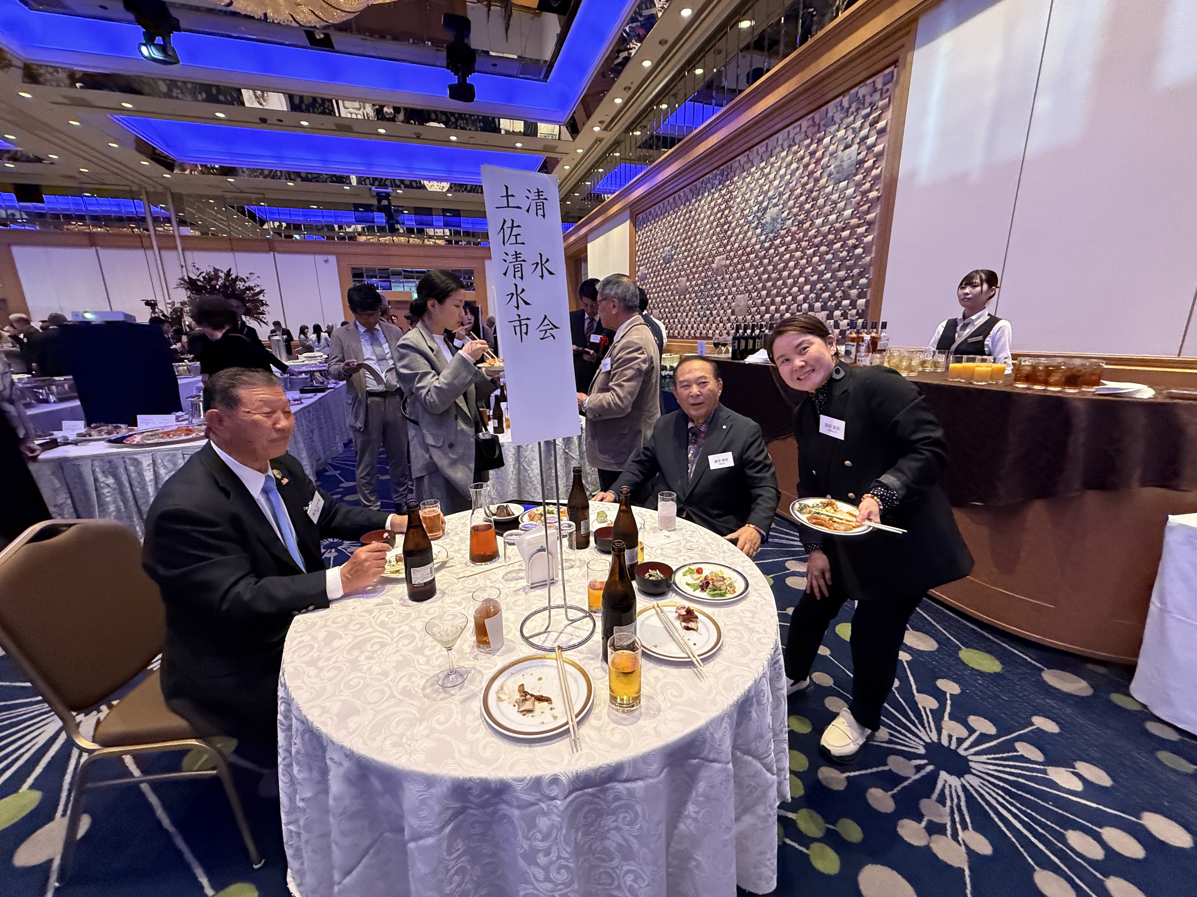 第77回・大懇親会（2025.11.14） 392