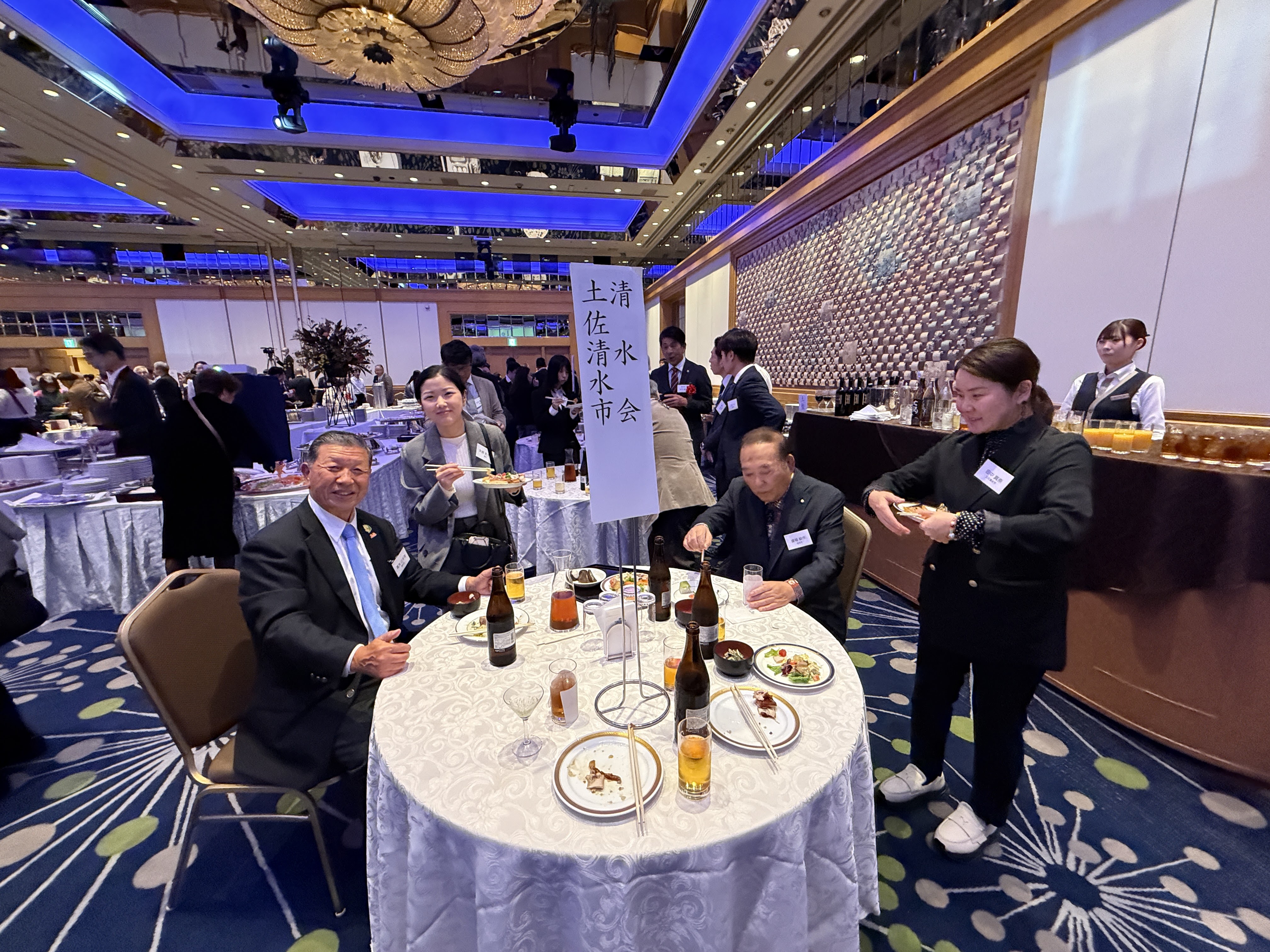 第77回・大懇親会（2025.11.14） 393