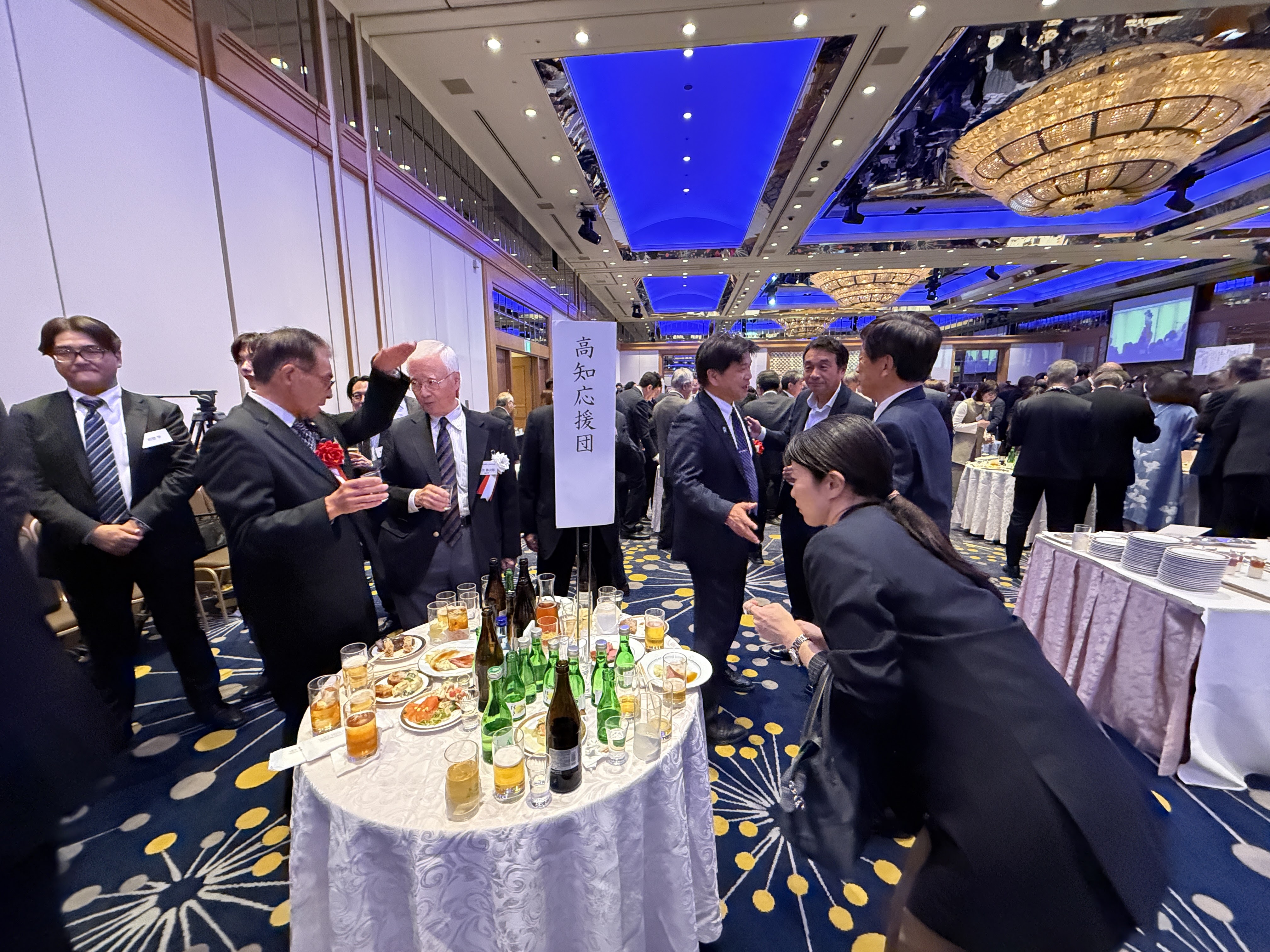 第77回・大懇親会（2025.11.14） 403